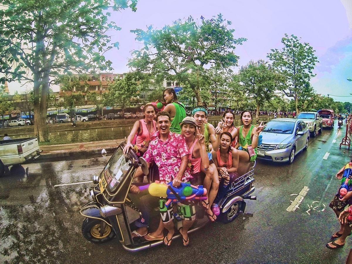 Spicythai Backpackers Chiang Mai Bagian luar foto